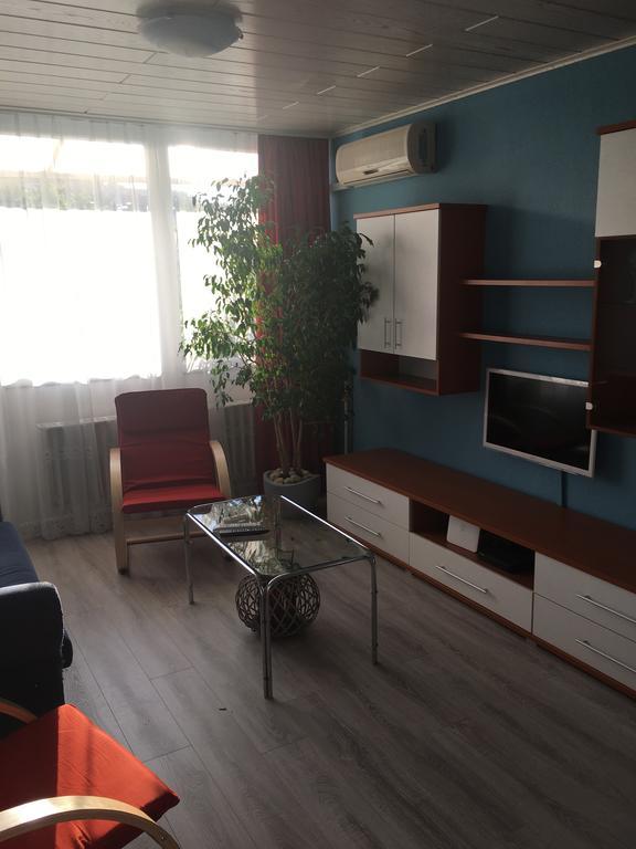 Malnas Macska Apartman Szekszárd 外观 照片